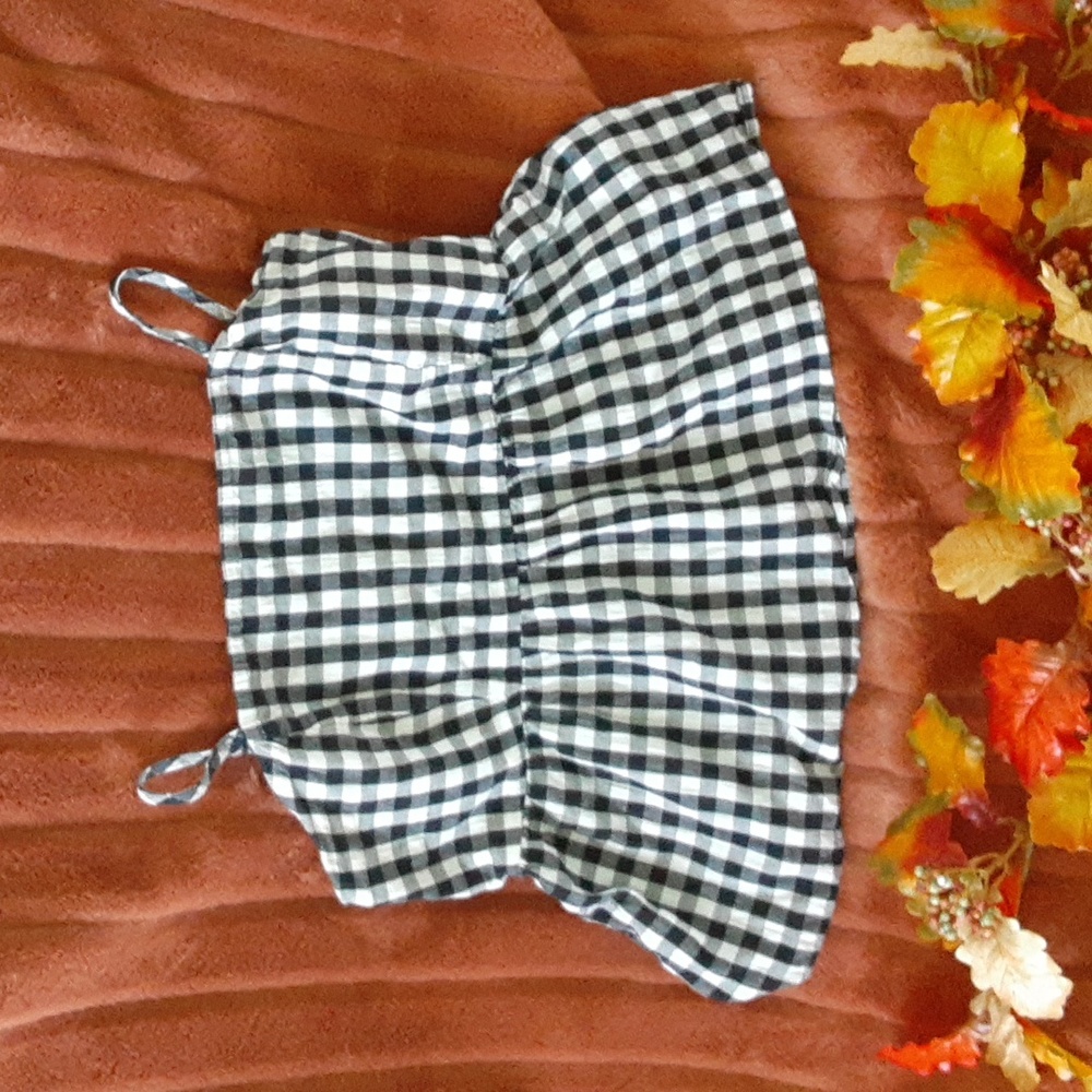 Cute tank top!